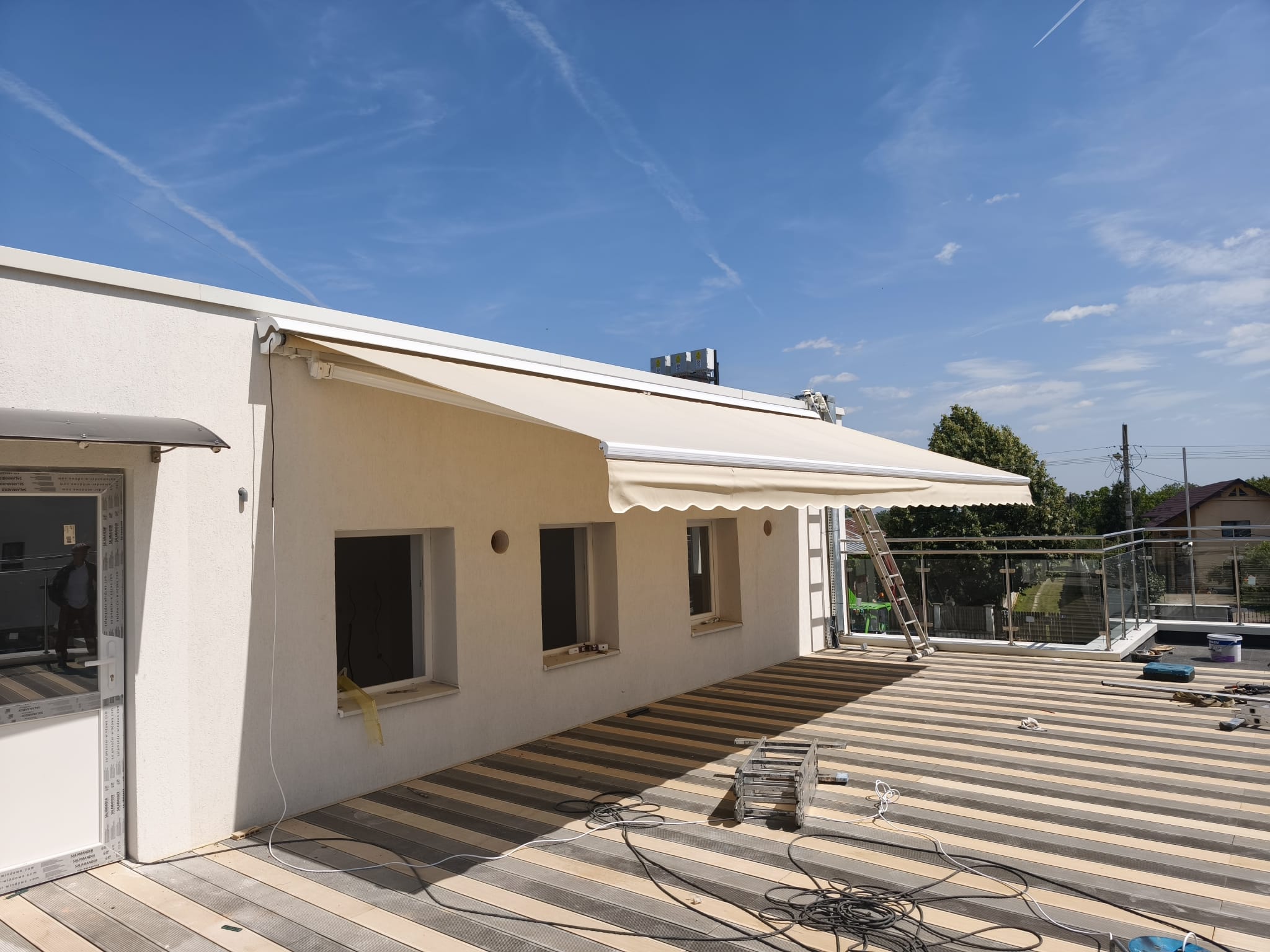 Copertina retractabila pentru protectie solara in Sectorul 6