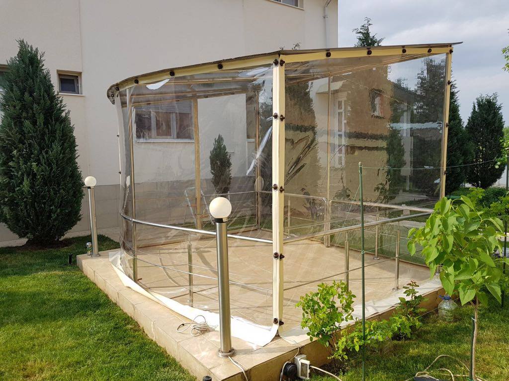 Inchidere spatiu de fumat cu folie transparenta in Pantelimon, Ilfov