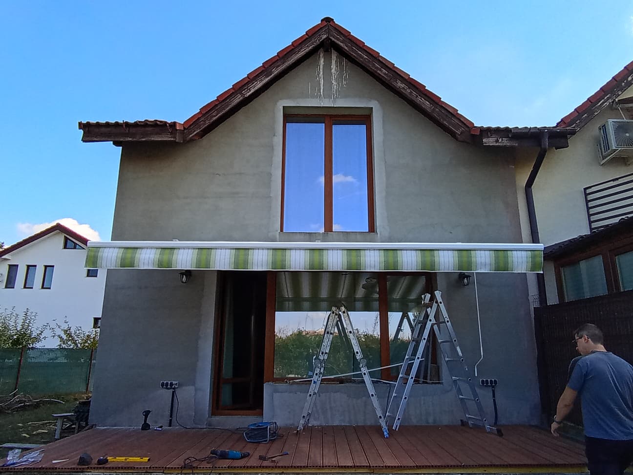 Instalare copertina retractabila in localitatea Snagov