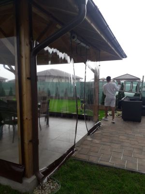Inchidere terasa cu folie transparenta, capse si butoni in Domnesti