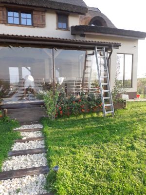 Inchidere terasa cu folie transparenta, capse si butoni in Domnesti