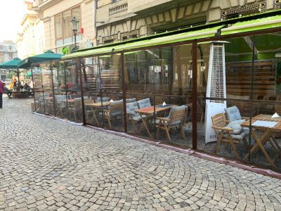 Inchidere terasa restaurant in Centrul Vechi, Bucuresti