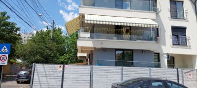Montaj copertine manuale pentru balcon in Sectorul 2