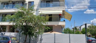 Montaj copertine manuale pentru balcon in Sectorul 2