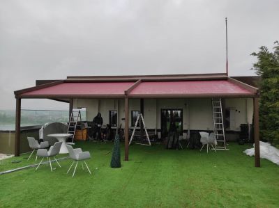 Montaj pergola retractabila la un Penthouse din Bacau