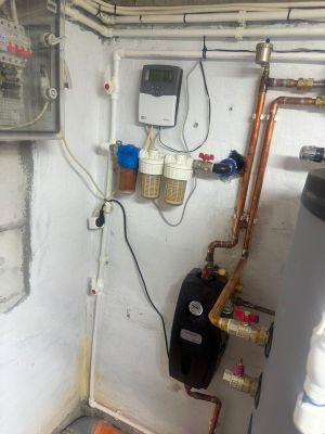Panou Solar 4 Anotimpuri 1ENERGY, 40 tuburi, boiler 300 litri, montaj comuna Cabana Karstic Chalets, sat Matisesti, jud Alba
