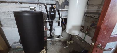 Panou Solar 4 Anotimpuri 1ENERGY, colectoar solar 24 tuburi, boiler 200 litri, montaj Calinesti, jud Arges