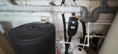 Panou Solar 4 Anotimpuri 1ENERGY, colectoar solar 24 tuburi, boiler 200 litri, montaj Calinesti, jud Arges