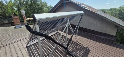Panou Solar 4 Anotimpuri SONTEC cu 24 tuburi si boiler de 200 litri, motanj real;izat in Calugareni, Giurgiu
