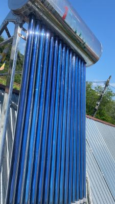 Panou solar apa calda 1Energy de 150 litri presurizat in Berceni, Ilfov - dupa 7 ani de utilizare