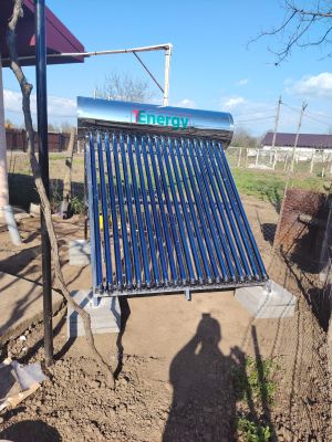 Panou Solar Apa Calda 200 litri Presurizat, cu tuburi heat-pipe, 1ENERGY, montaj in Topraisar, jud Constanta