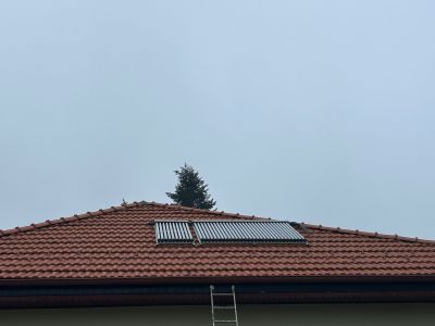 Panou solar apa calda 4 anotimpuri, 1ENERGY, boiler 300 litri, colector solar 40 tuburi, montaj Chiselet, jud Calarasi